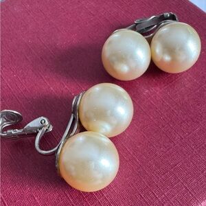 Vintage elegant Lustrous  Pearl Clip-On Earrings
